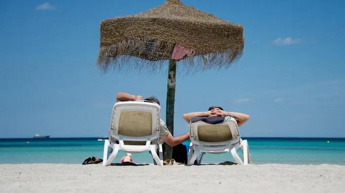 urlaubsbudget-jeder-sterreich-gibt-im-schnitt-2330-euro-f-r-urlaub